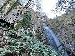 Hotel Caldelas Sacra rústico 3 estrellas