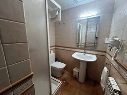 Hotel Caldelas Sacra rústico 3 estrellas