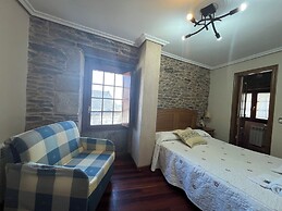 Hotel Caldelas Sacra rústico 3 estrellas