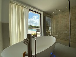 TD Trullo Roverella Charming Trullo with Pool