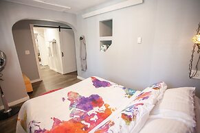 EO Bungalows – Adults Only
