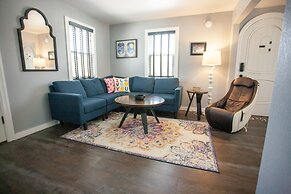 EO Bungalows – Adults Only