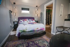 EO Bungalows – Adults Only