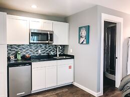 EO Bungalows – Adults Only