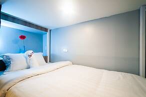 So Good Haad Rin Hostel