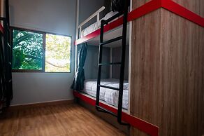 So Good Haad Rin Hostel