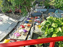 So Good Haad Rin Hostel