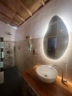 Living Trawangan Hotel