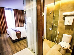 Asialink Hotel By Prasanthi