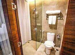 Asialink Hotel By Prasanthi