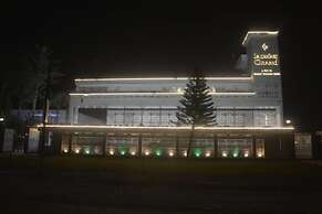 Hotel Jasmine Grand