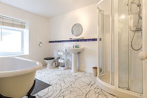 Shell Cottage 2 Bedroom Holiday