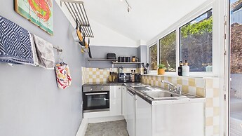 Shell Cottage 2 Bedroom Holiday