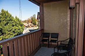 3206 Golf View Hillcrest The Clubhouse