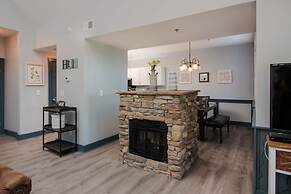 3206 Golf View Hillcrest The Clubhouse