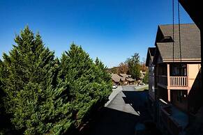 3206 Golf View Hillcrest The Clubhouse