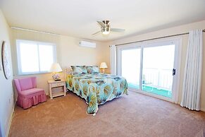 Ocean Club 4011 4 Bedroom Townhouse by RedAwning