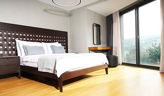 Mare Deluxe Residences & Villas