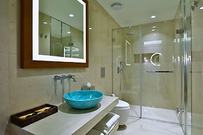 Mare Deluxe Residences & Villas