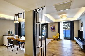 Mare Deluxe Residences & Villas