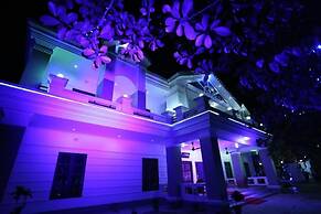 Novem Inn & Holidays