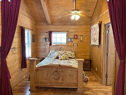 A Peace of Heaven Cabins