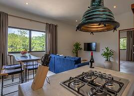 KA'A New Penthouse Private Rooftop Pool