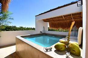 KA'A New Penthouse Private Rooftop Pool