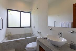 KA'A New Penthouse Private Rooftop Pool