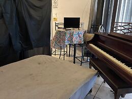 Vacation HomeStay Rental Rooms