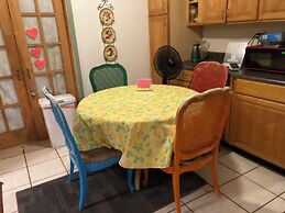 Vacation HomeStay Rental Rooms