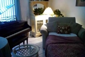 Vacation HomeStay Rental Rooms