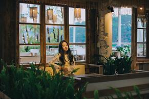 Da Lat Cam Ly Hotel