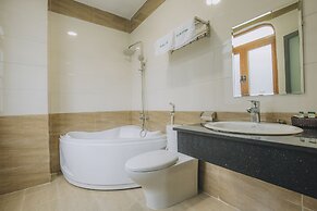 Da Lat Cam Ly Hotel