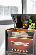 Art Station x Residence