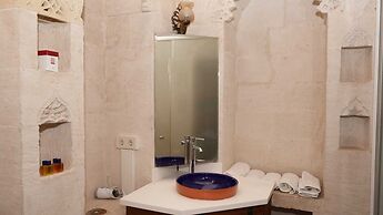 Artuklu Universitesi Sahtana Konagi