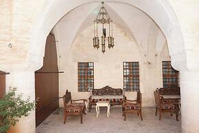 Artuklu Universitesi Sahtana Konagi