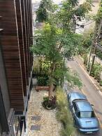 The LOCAL Ari - Hostel