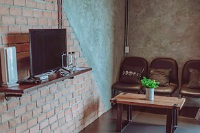 The LOCAL Ari - Hostel