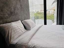 The LOCAL Ari - Hostel