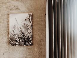 The LOCAL Ari - Hostel