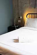 The LOCAL Ari - Hostel