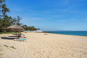 HA Ocean Front Hotel and Apartment