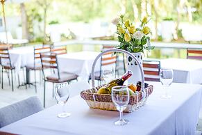 HA Hotel Apartments Hoi An Ocean Front