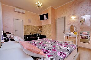 Chilling Hot Tub Suite