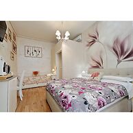 Chilling Hot Tub Suite