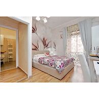 Chilling Hot Tub Suite