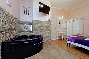 Chilling Hot Tub Suite