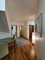 Kaiser Homestay