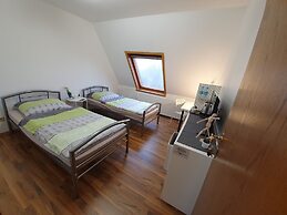 Kaiser Homestay